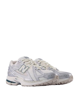 M1906REE Sneakers - Silver Metallic/Sea Salt